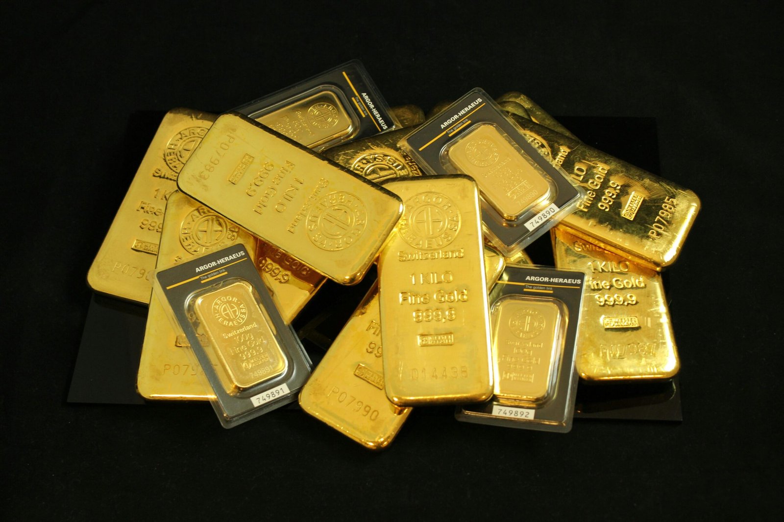 Bullion gold